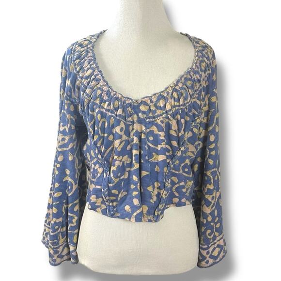 Free People Retro 70s Bohemian On The Block Top in Blue Large V Neck Bell Sleeve - Picture 6 of 16